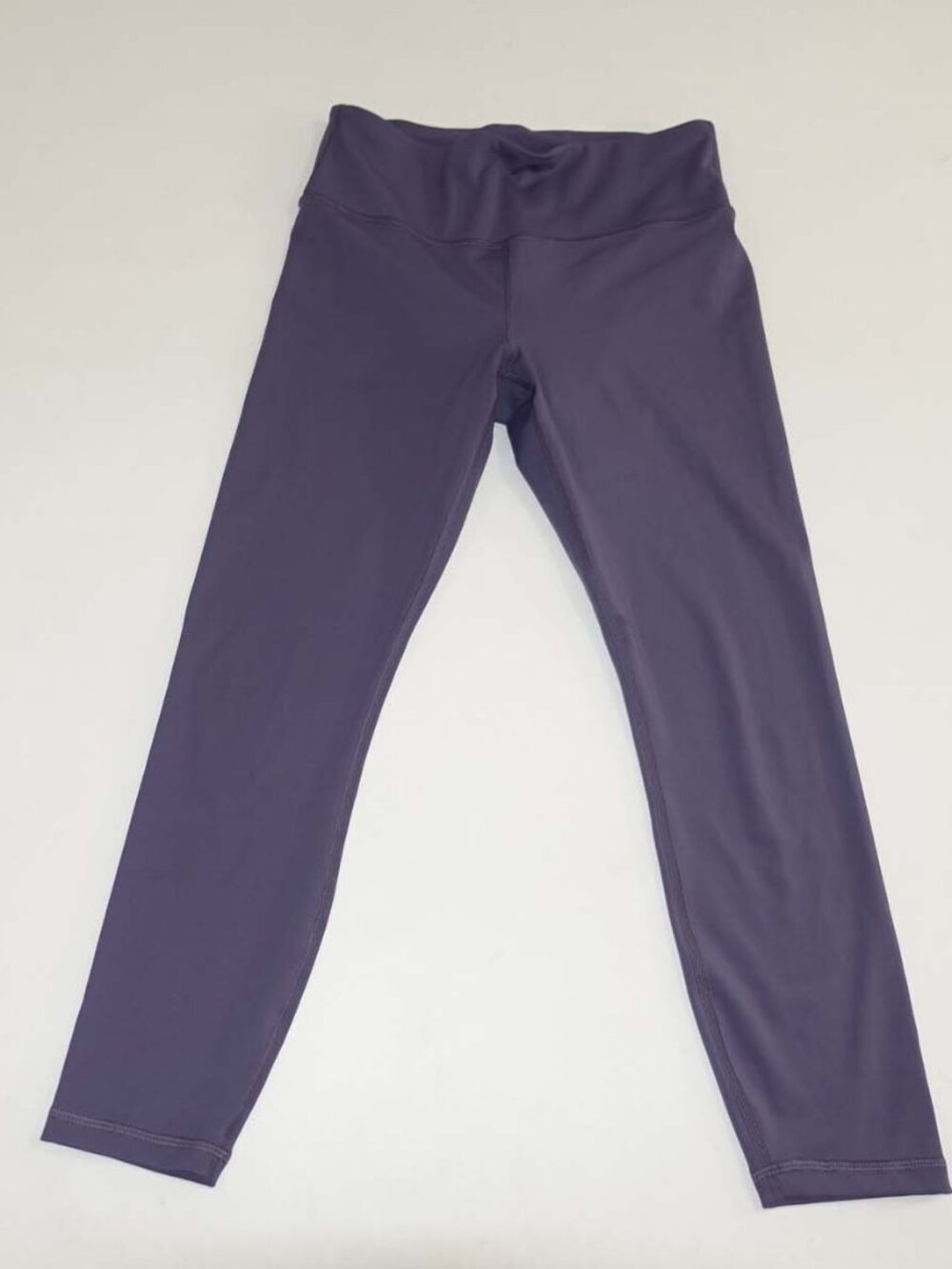 Athleta Women's Elation Train 7/8 Tight Legging Pants Size Medium Purple 883601